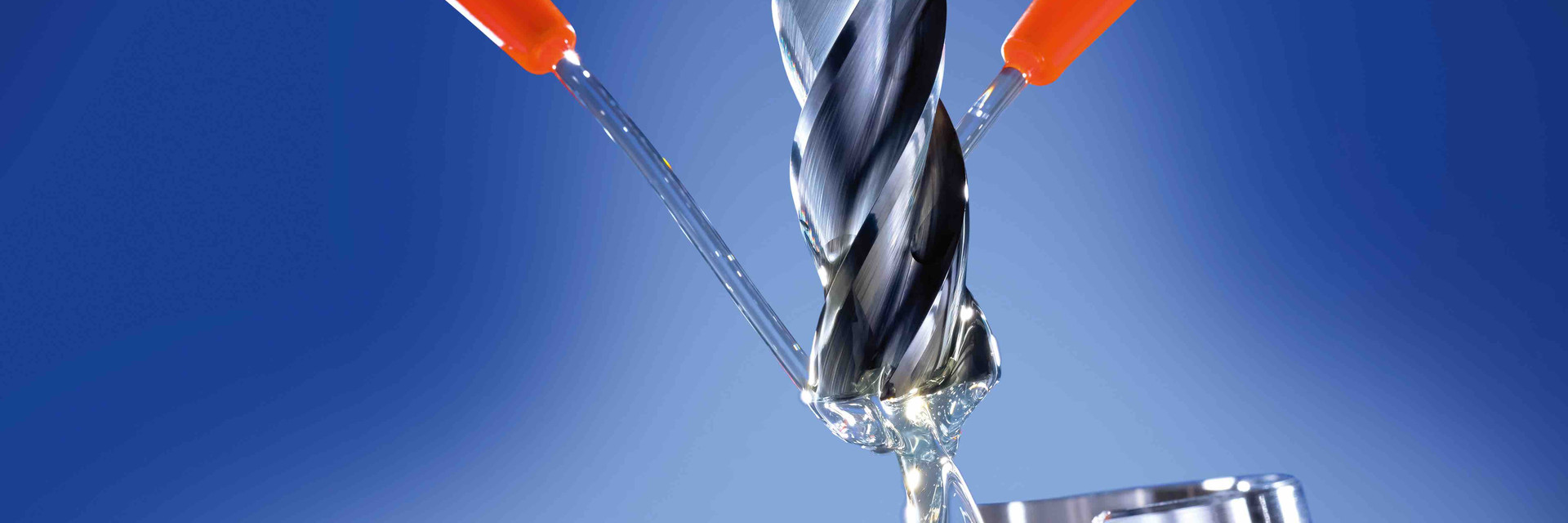 Cutting and grinding oils for machining