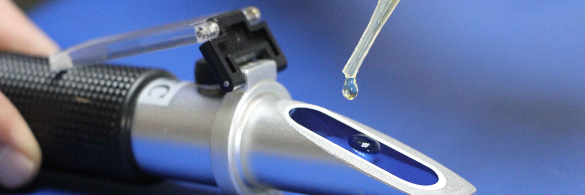 Refractometer