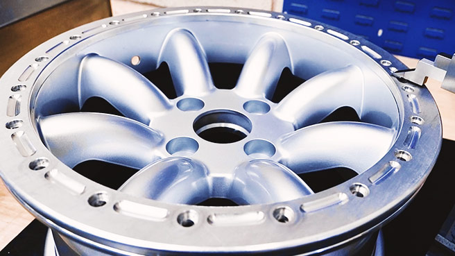Felge von Revolution Wheels